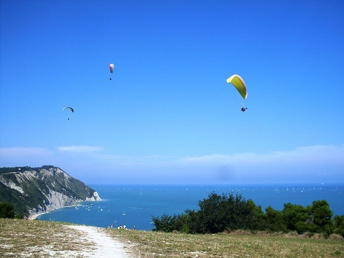 paragliding